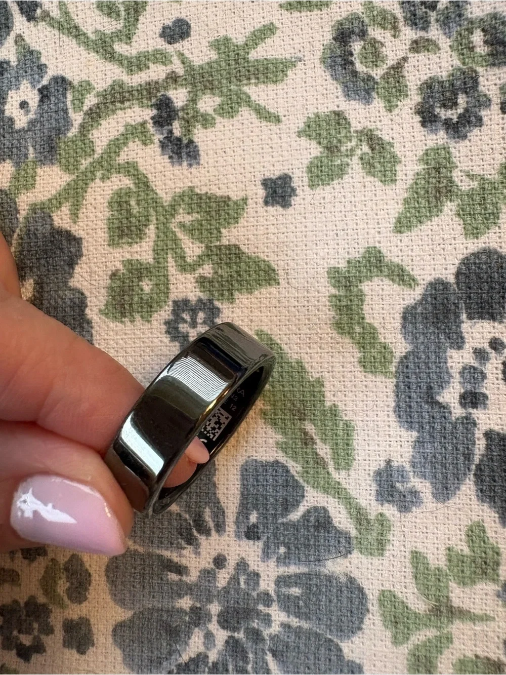 Oura Ring Gen 3 Heritage Size 12 Black Smart Ring With Charger